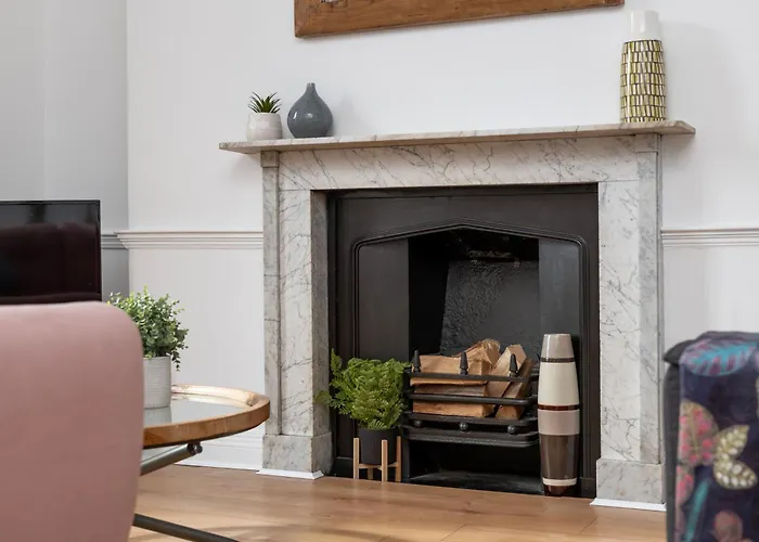 Garden Maisonette In Bath City Centre